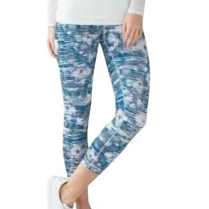 Lululemon Wunder Under Womens Blurry Belle Blue Multi Capri Leggings Size 6
